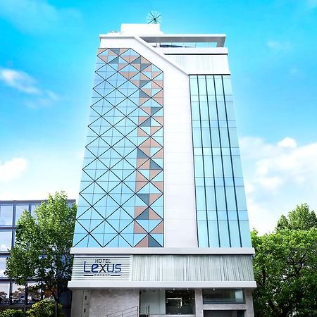 Hotel Lexus Янгон Экстерьер фото